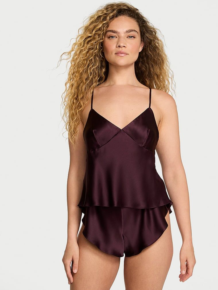 Set Cami Set de dormit din satin. Produsul este de culoare violet și provine din colecția Victoria's Secret.