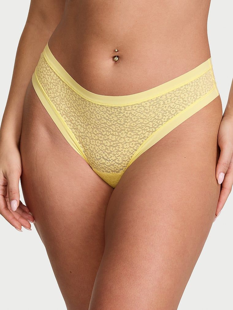 Tanga cu Leopard cu imprimeu de leopard, care nu apare. Produsul este galben și provine din colecția No-Show.