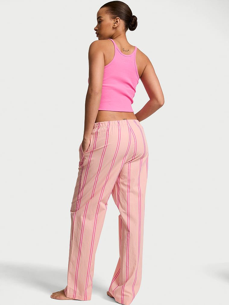 Pantaloni de pijama Heritage din bumbac Mix & Match. Produsul este modelat și provine din colecția Victoria's Secret.