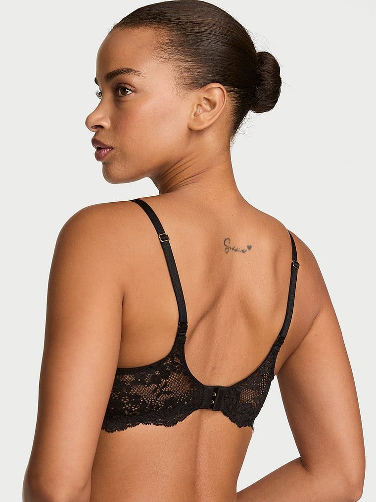 Wicked Sheer Shimmer, sutien fără căptușe. Produsul are o culoare florală și provine din colecția Dream Angels.