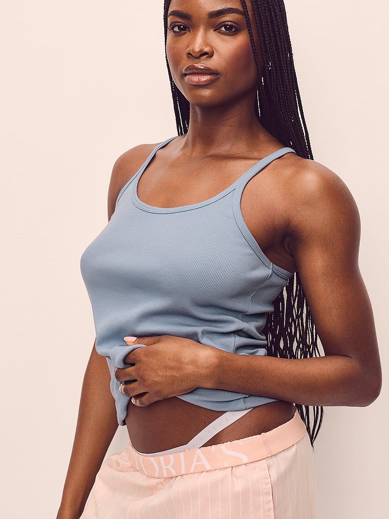 Pantaloni de pijama Heritage din bumbac Mix & Match. Produsul este modelat și provine din colecția Victoria's Secret.