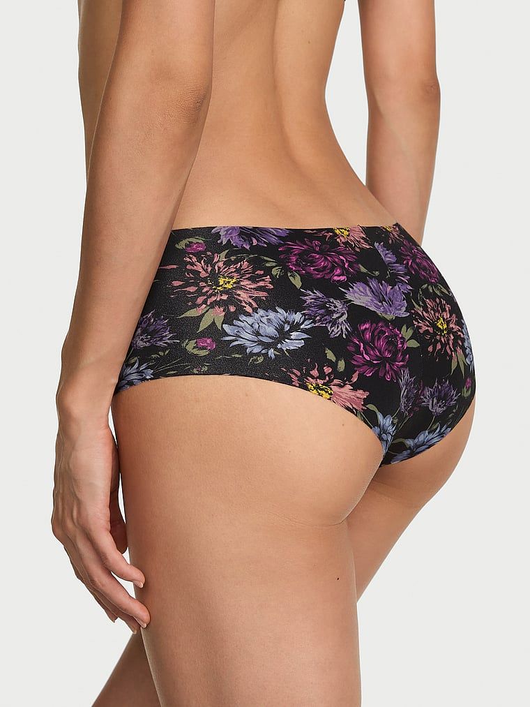 Chiloți obraznici fără cusuri, fără apariție. Produsul are o culoare cu model și provine din colecția No-Show.
