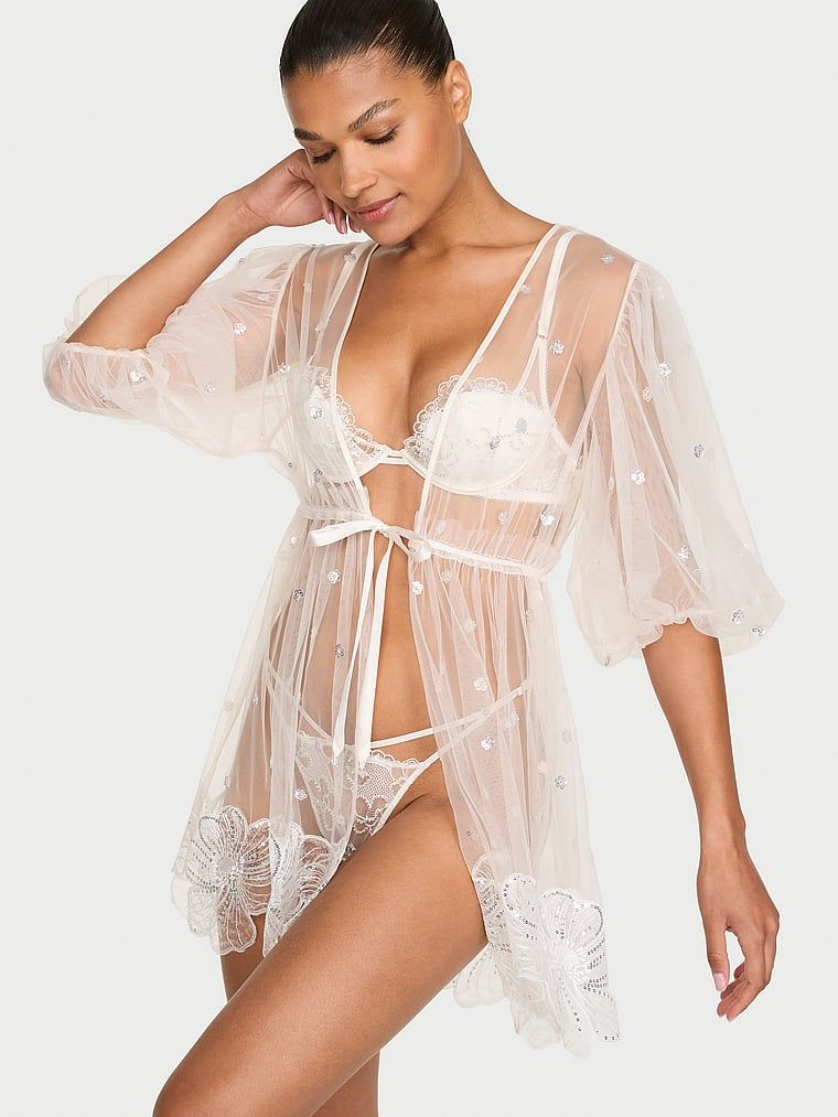 Dream Angels O rochie de mireasă transparentă