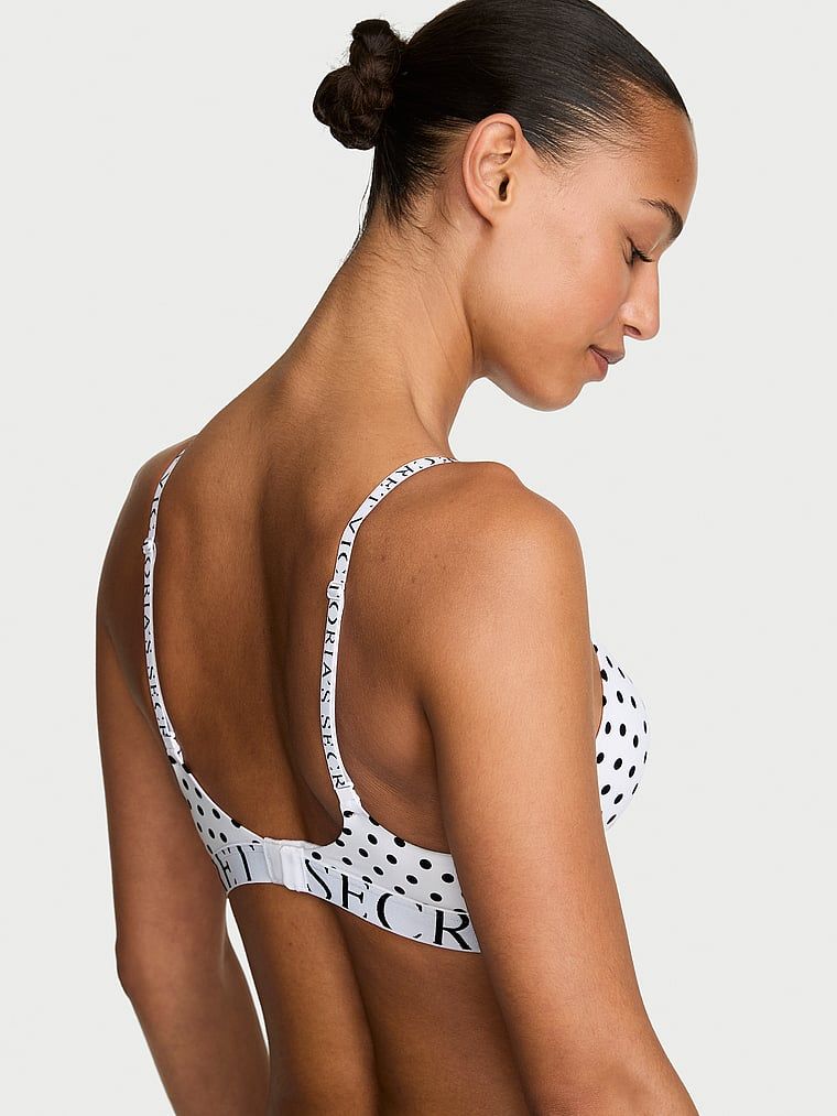 CoolBra Demi ușor căptușit. Produsul este modelat și provine din colecția de tricouri.