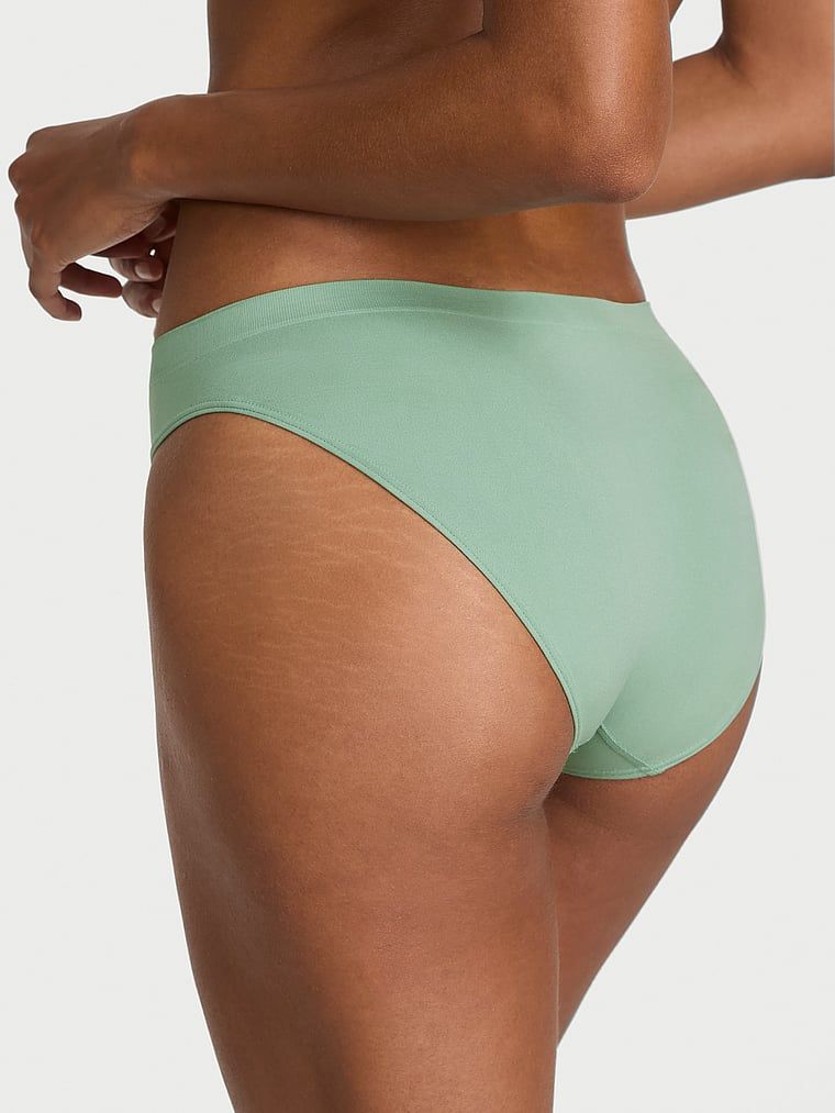 Chiloți Bikini fără cusături. Produsul este verde și provine din colecția Seamning.