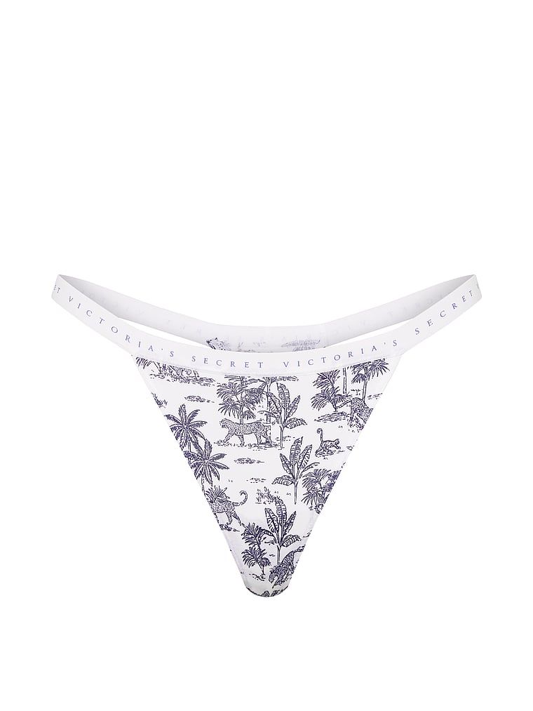 Tanga de bumbac elastic. Produsul este modelat și provine din colecția Victoria's Secret.