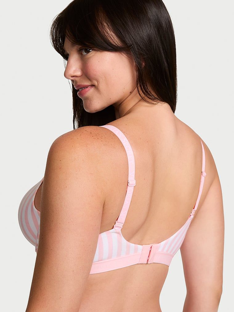 Sutien Demi din bumbac ușor căptușit. Produsul are o culoare cu model și provine din colecția de tricouri.
