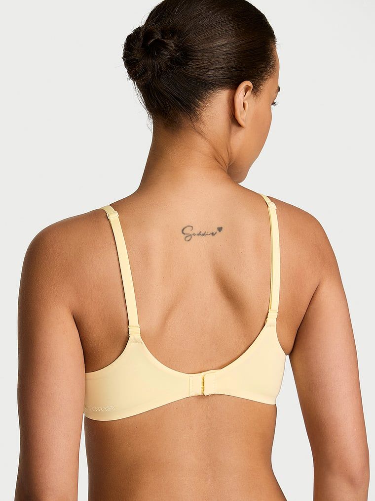 FlexFactor Demi sutien ușor căptușit. Produsul este galben și provine din colecția Body by Victoria.