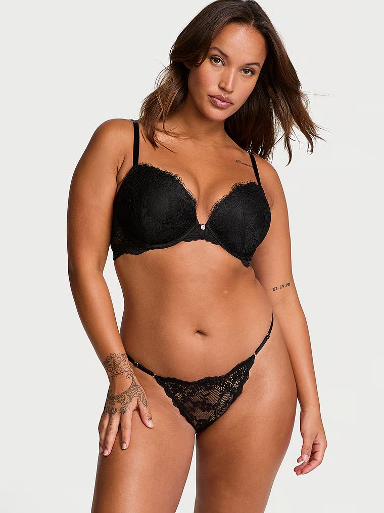 Sutien push-up din dantelă. Produsul este negru și provine din colecția Dream Angels.