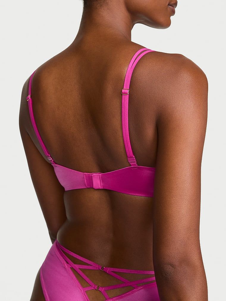 Sutien neted cu push-up. Produsul este roz și provine din colecția Very Sexy.