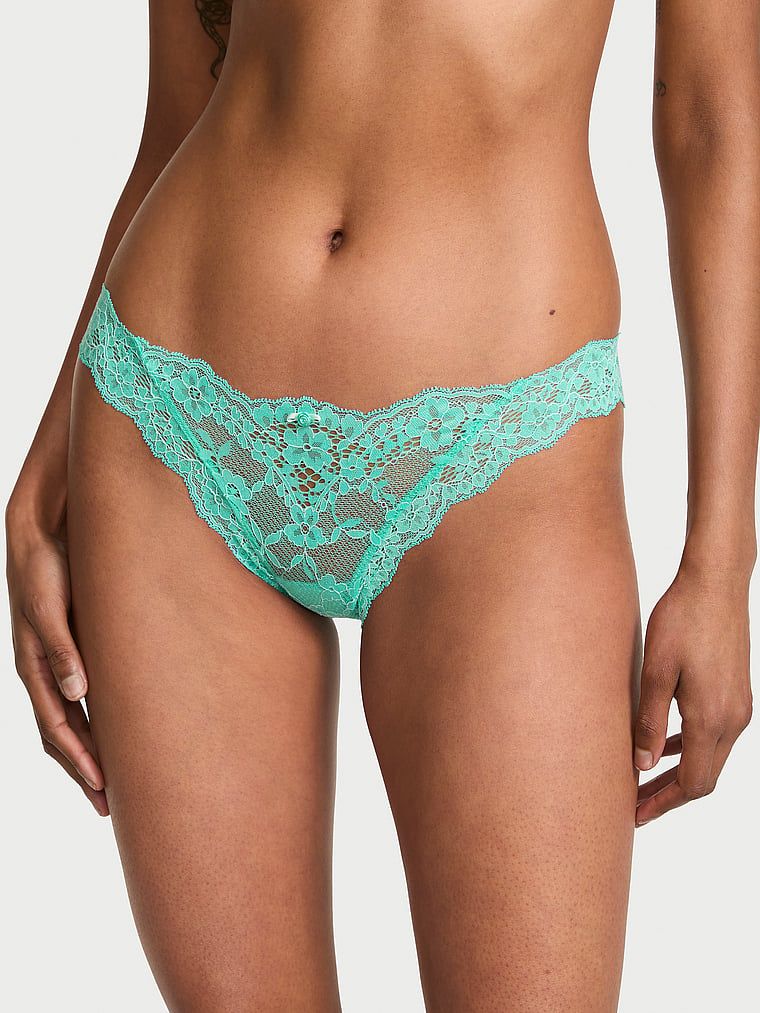 Chiloți bikini din dantelă. Produsul are o culoare multicoloră și provine din colecția Dream Angels.