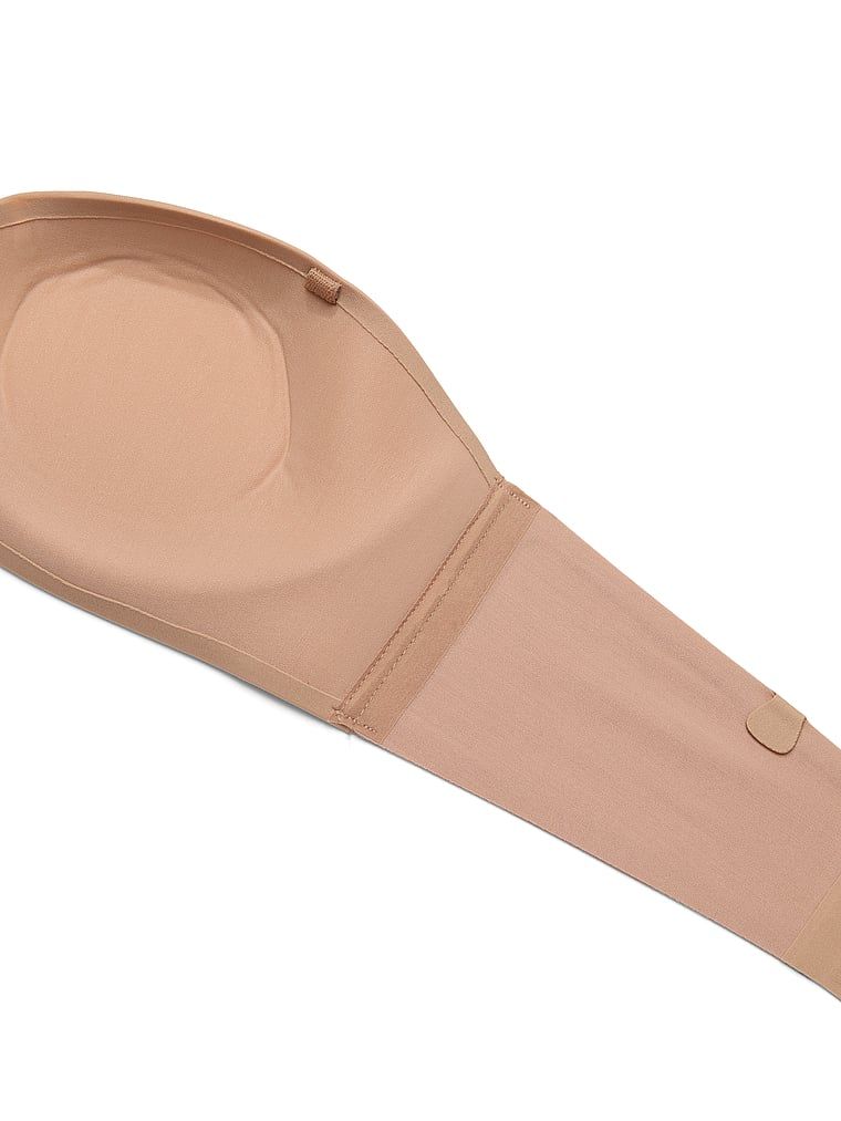 Sweetheart Strapless Strapless Strapless Ușor căptușit. Produsul este de culoare bej și provine din colecția Invisible by Victoria's Secret.