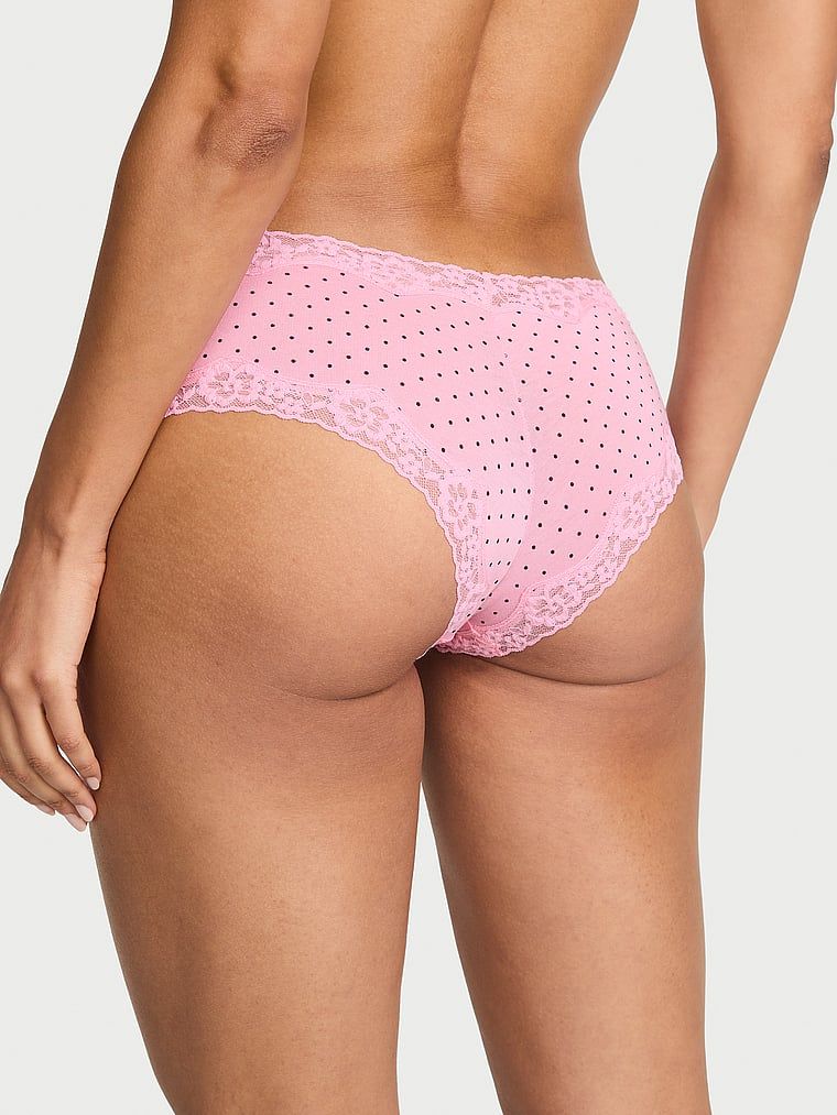 Chiloți de bumbac cu dantelă pe margini, dantelă-talie obraznică. Produsul are o culoare cu model și provine din colecția Lace Trim.