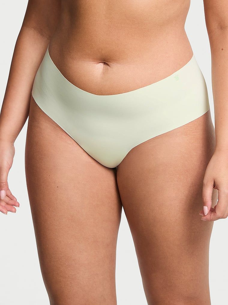 Chiloți fără cusături No-Show Cheeky. Produsul este de culoare verde și provine din colecția No-Show.