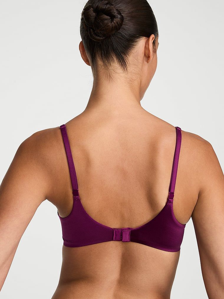 FlexFactor Demi sutien ușor căptușit. Produsul este de culoare mov și provine din colecția Body by Victoria.