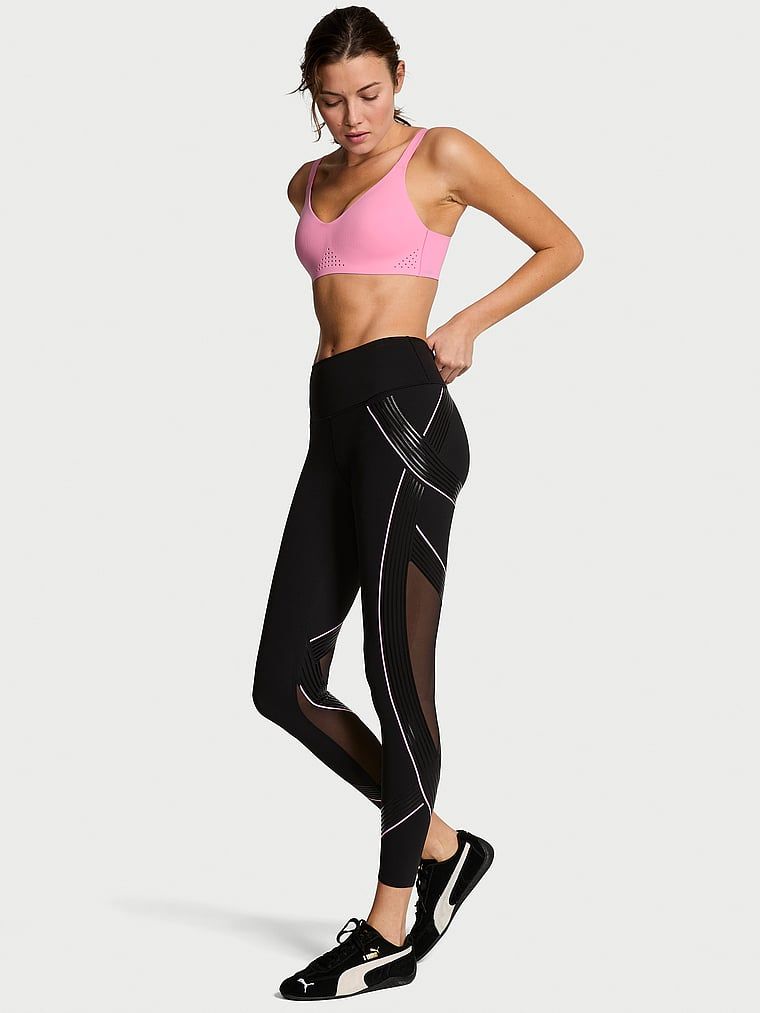 Colanți VSX Elevate Refined Contours. Produsul este negru și provine din colecția VSX.
