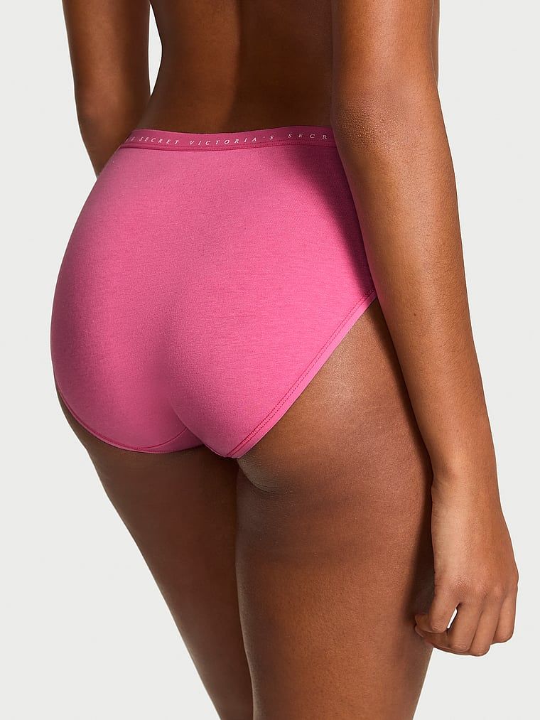 Chiloți din bumbac cu picioare înalte Chiloți cu picioare înalte. Produsul este de culoare roz și provine din colecția Victoria's Secret.