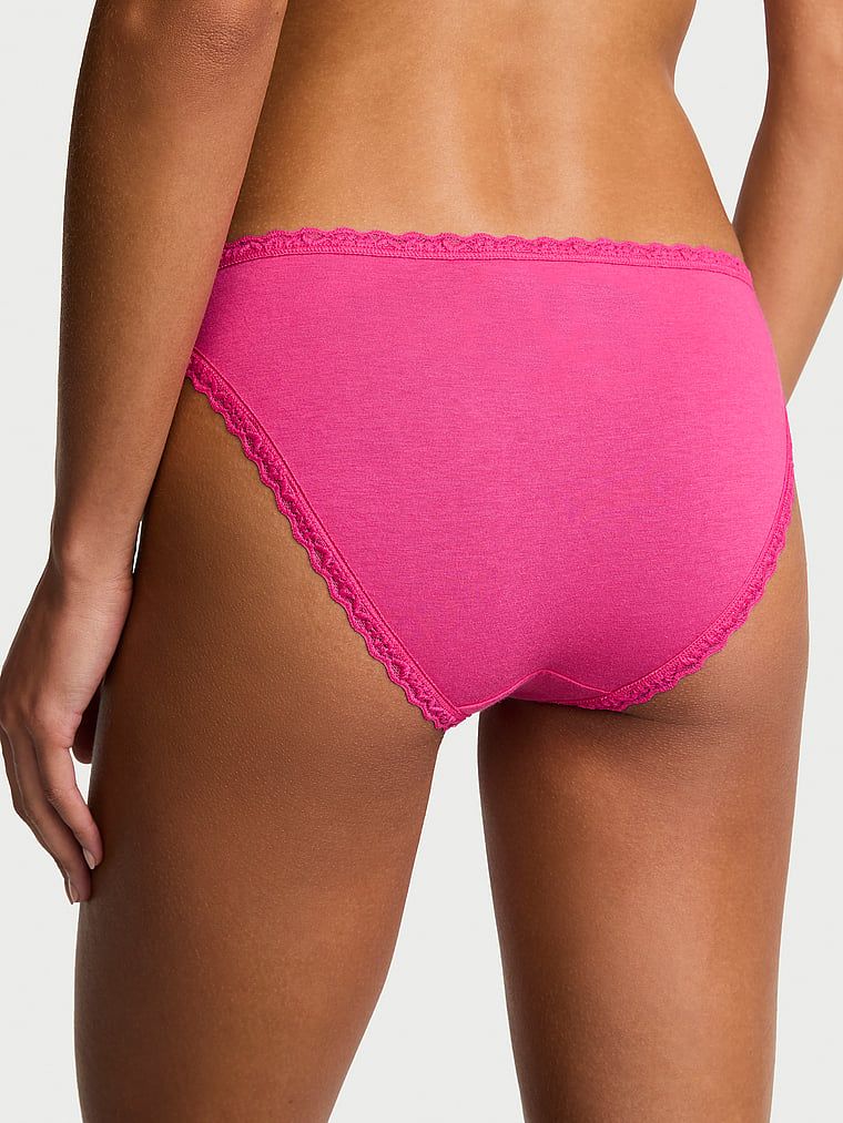 Chiloți din bumbac cu dantelă cu dantelă și baie de baie. Produsul este roz și provine din colecția Lace Trim.