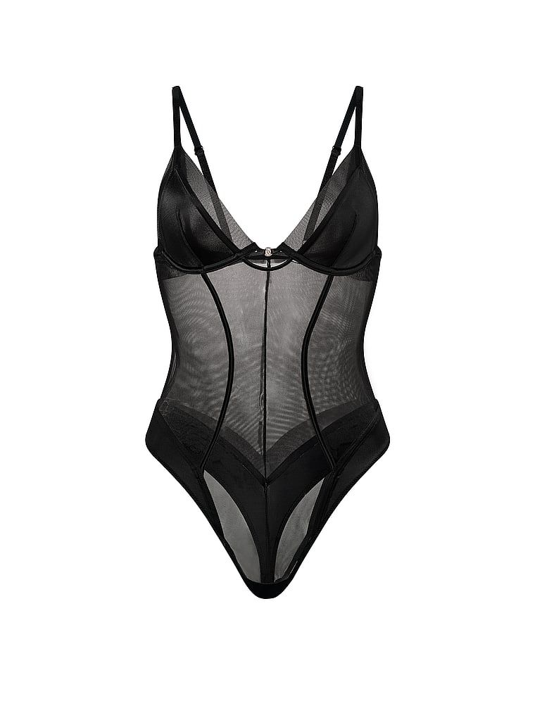 Costum din plasă Sheer Rive. Produsul este negru și provine din colecția Very Sexy.