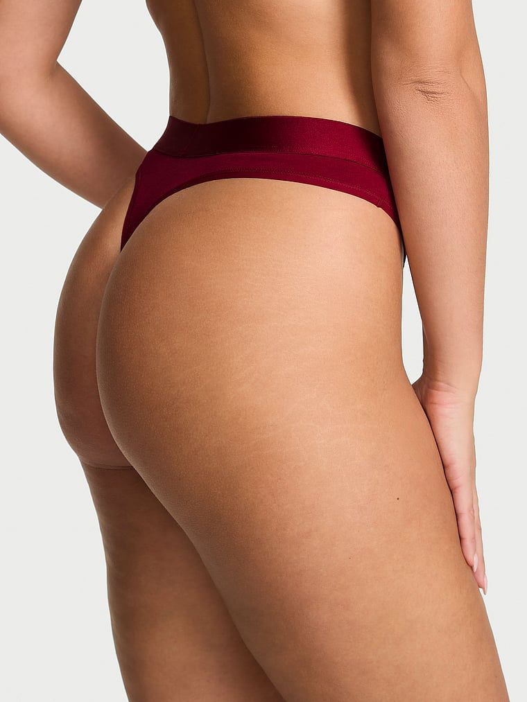 Tanga de bumbac cu logo-ul lucios Heart Shine Patch. Produsul este roșu și provine din colecția Bumbac.