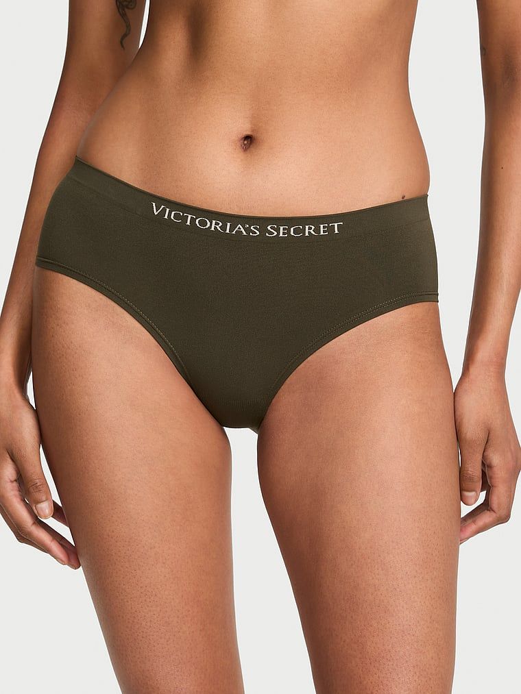 Chiloți fără cusură Hiphugger fără cusură. Produsul este de culoare verde și provine din colecția Seamless (Seamless Collection).