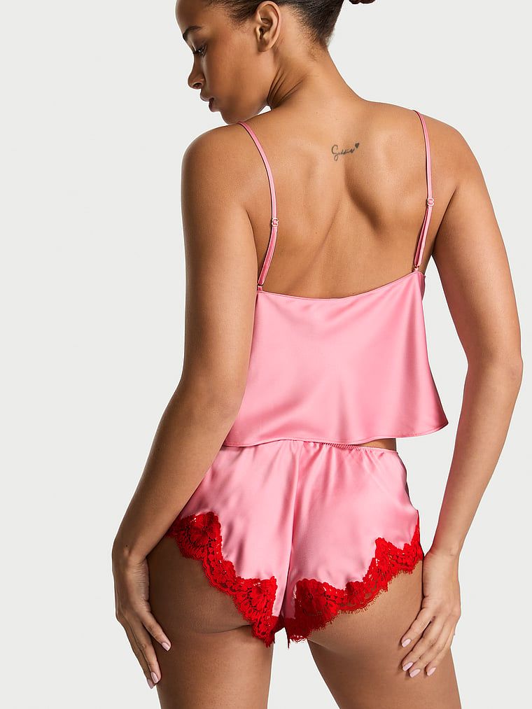 Set de dormit din satin și dantelă - top și pantaloni scurți. Produsul este roz și provine din colecția Dream Angels.