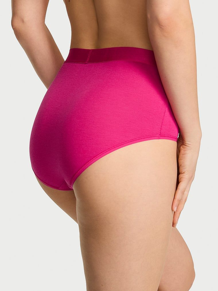 Chiloți din bumbac cu talie înaltă, cu un logo lucios Heart Shine Patch. Produsul este roz și provine din colecția Bumbac.