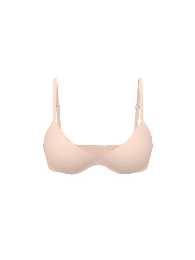 Sutien FlexFactor Demi ușor căptușit. Produsul este bej și provine din colecția Body by Victoria.