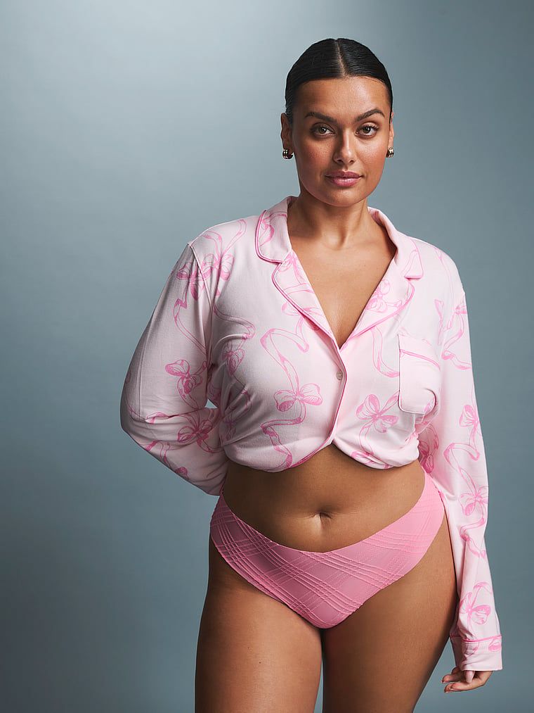 Tanga din plasă în carouri care nu se prezentă. Produsul are o culoare cu model și provine din colecția No-Show.