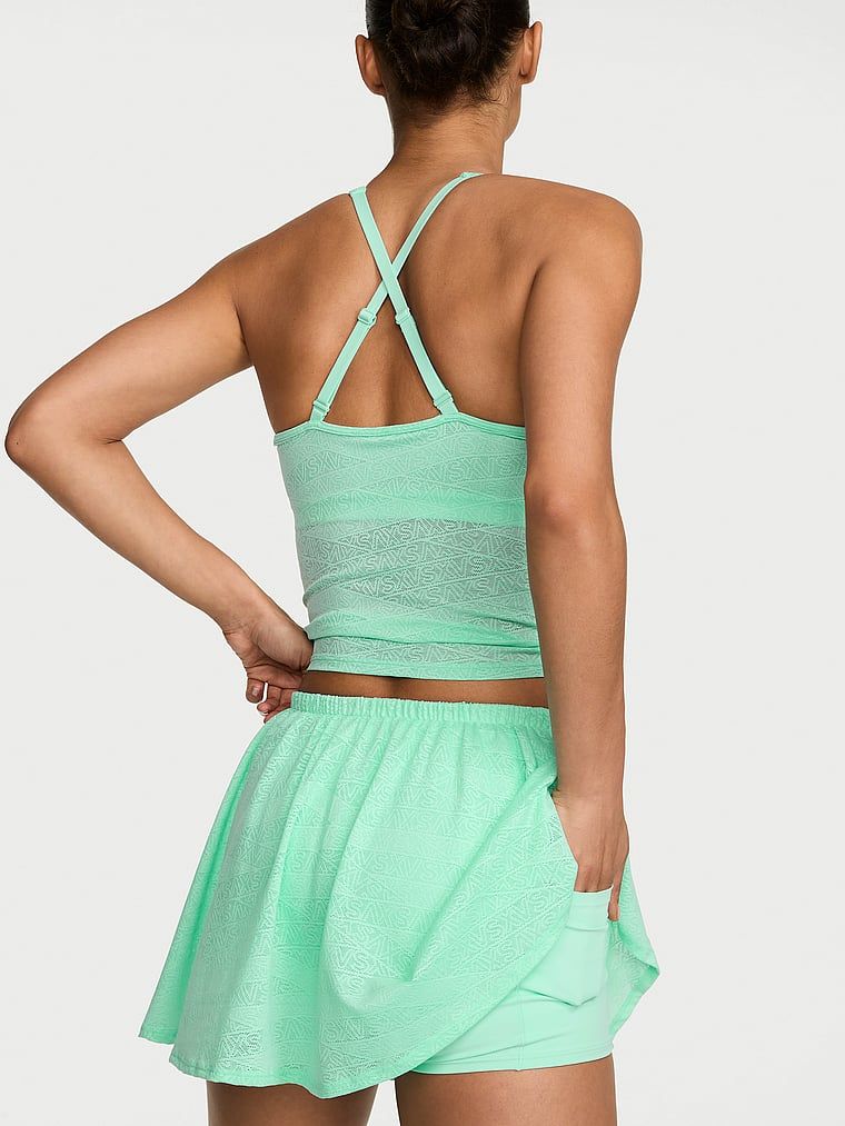 Fustă sport cu pantaloni scurți VSX Elevate Logo Lace. Produsul este de culoare verde și provine din colecția VSX.