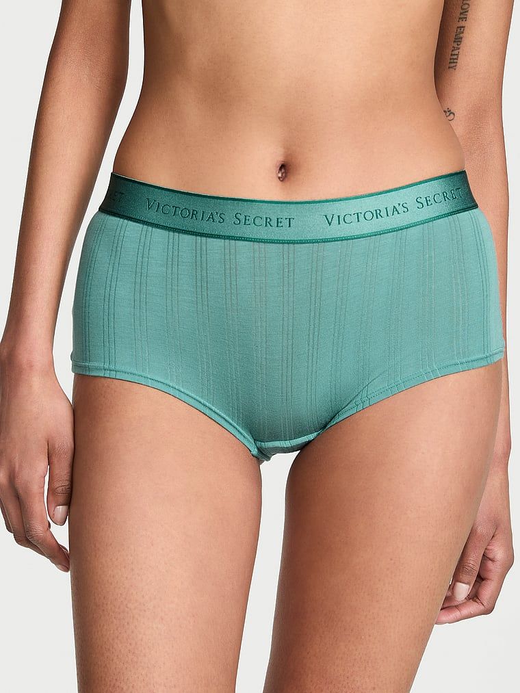 Pantaloni scurți din modal Ultra-Fine Logo Boyshort. Produsul este de culoare albastră și provine din colecția Bumbac.