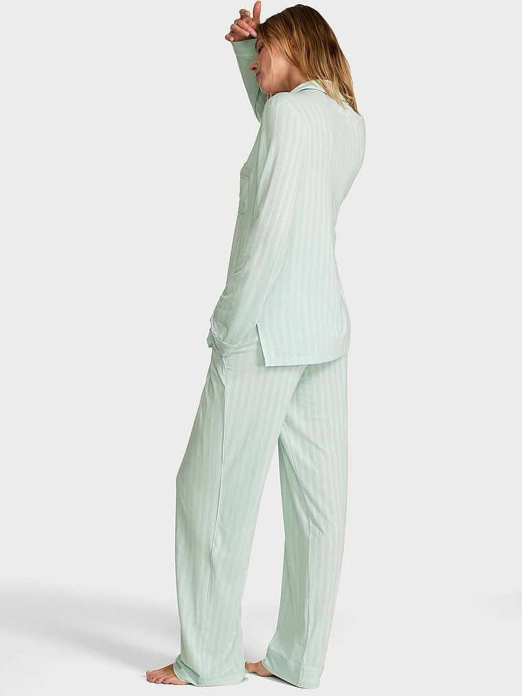 Pijamale modale cu mâneci lungi SoSoft. Produsul este de culoare verde și provine din colecția Victoria's Secret.