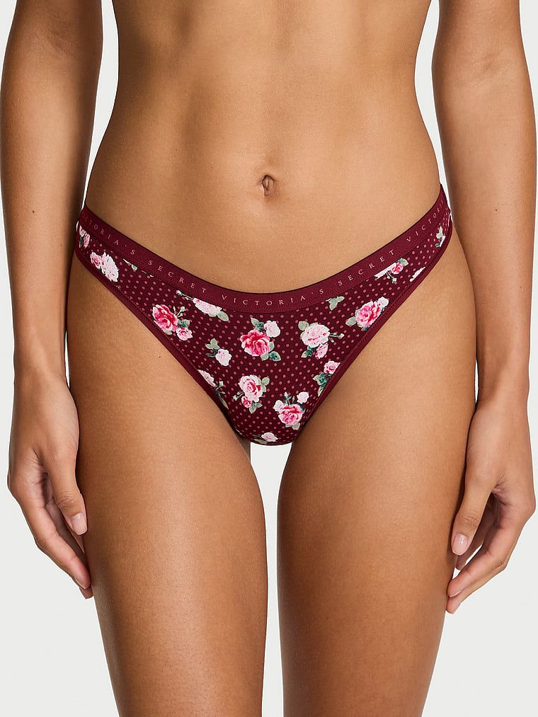 Tanga de bumbac cu picior înalt. Produsul are un model floral și provine din colecția Victoria's Secret.