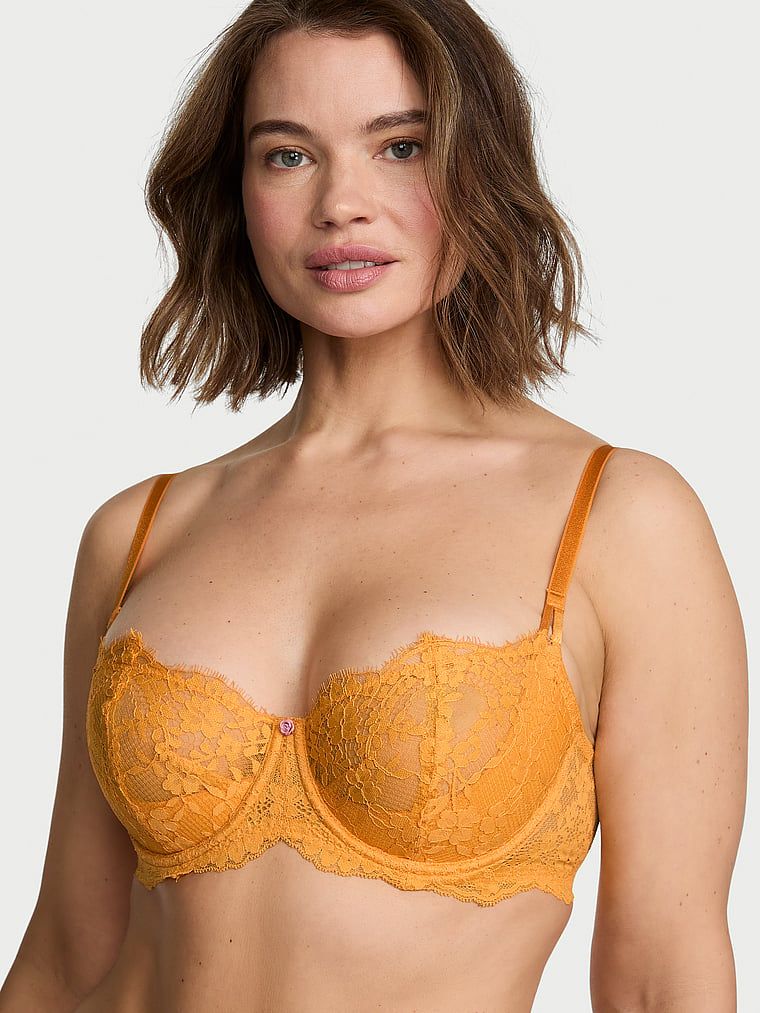 Wicked Lace Balconette fără sutien balconette cu căptușeală. Produsul este portocaliu și provine din colecția Dream Angels.