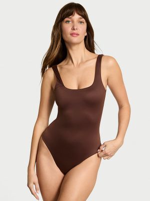 Victoria's Secret Body Victoria's Secret cu FeatherSoft Body fără mâneci cu decolteu pătrat Innovation