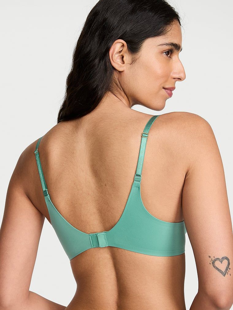 Sutien neted cu push-up. Produsul este albastru și provine din colecția Love Cloud.