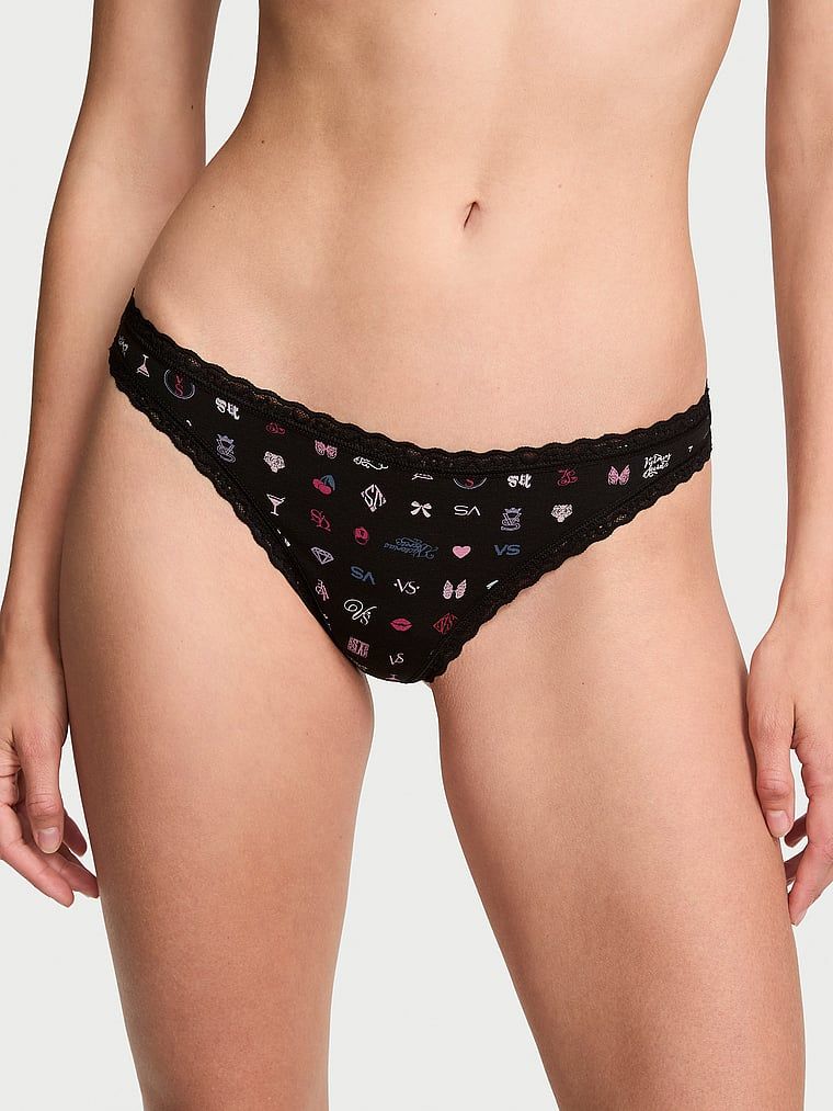 Tanga de bumbac cu dantelă pe margini: talie din dantelă. Produsul are o culoare cu model și provine din colecția Lace Trim.