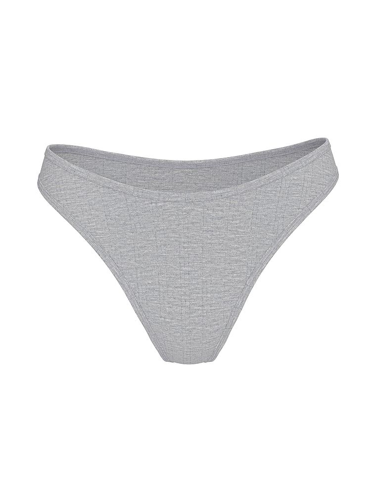 Tanga modal cu picioare Ultra-Fine cu tăietură înaltă. Produsul este de culoare gri și provine din colecția Victoria's Secret.
