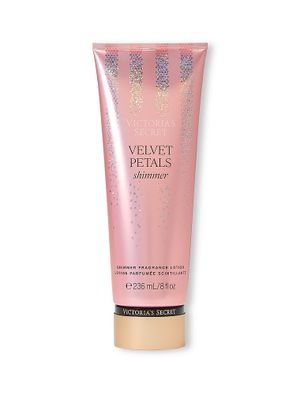 Velvet Petals Shimmer Loțiune de corp parfumată 236ml