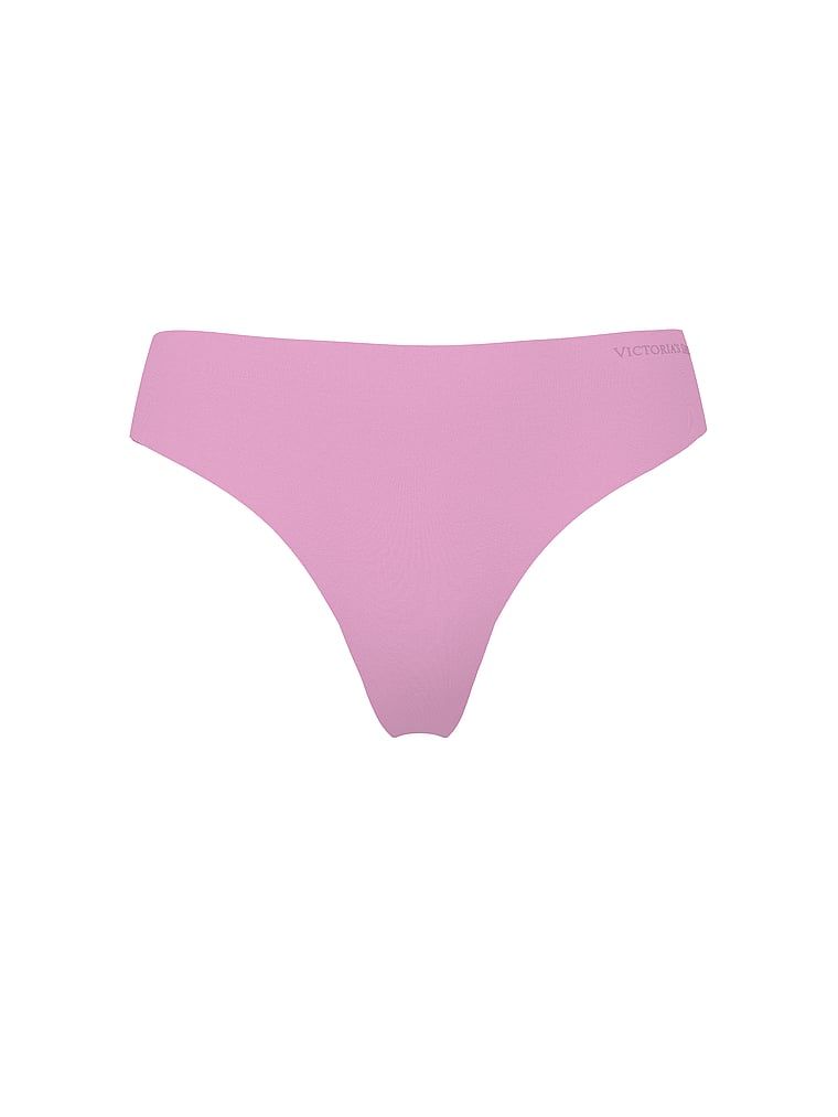 Tanga din microfibră flexibilă. Produsul este de culoare violet și provine din colecția Body by Victoria.