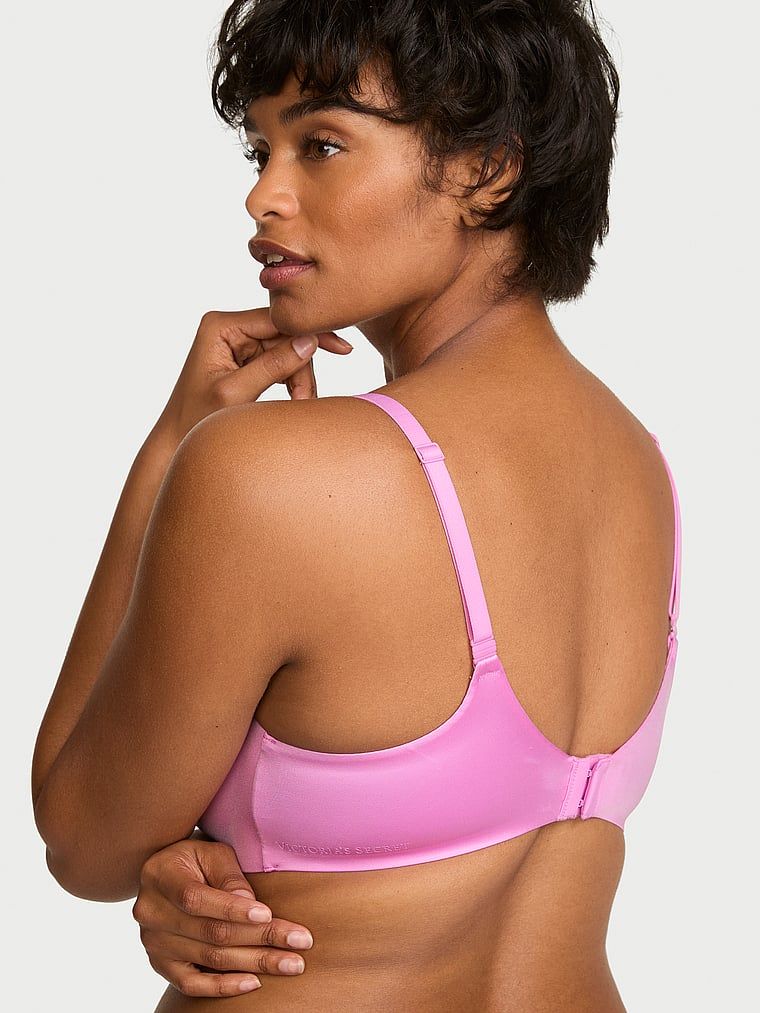 Sutien ușor căptușit, cu balconet FlexFactor. Produsul este roz și provine din colecția Body by Victoria.