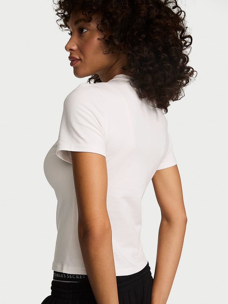Tricou din bumbac. Produsul este alb și provine din colecția Angel Essentials.
