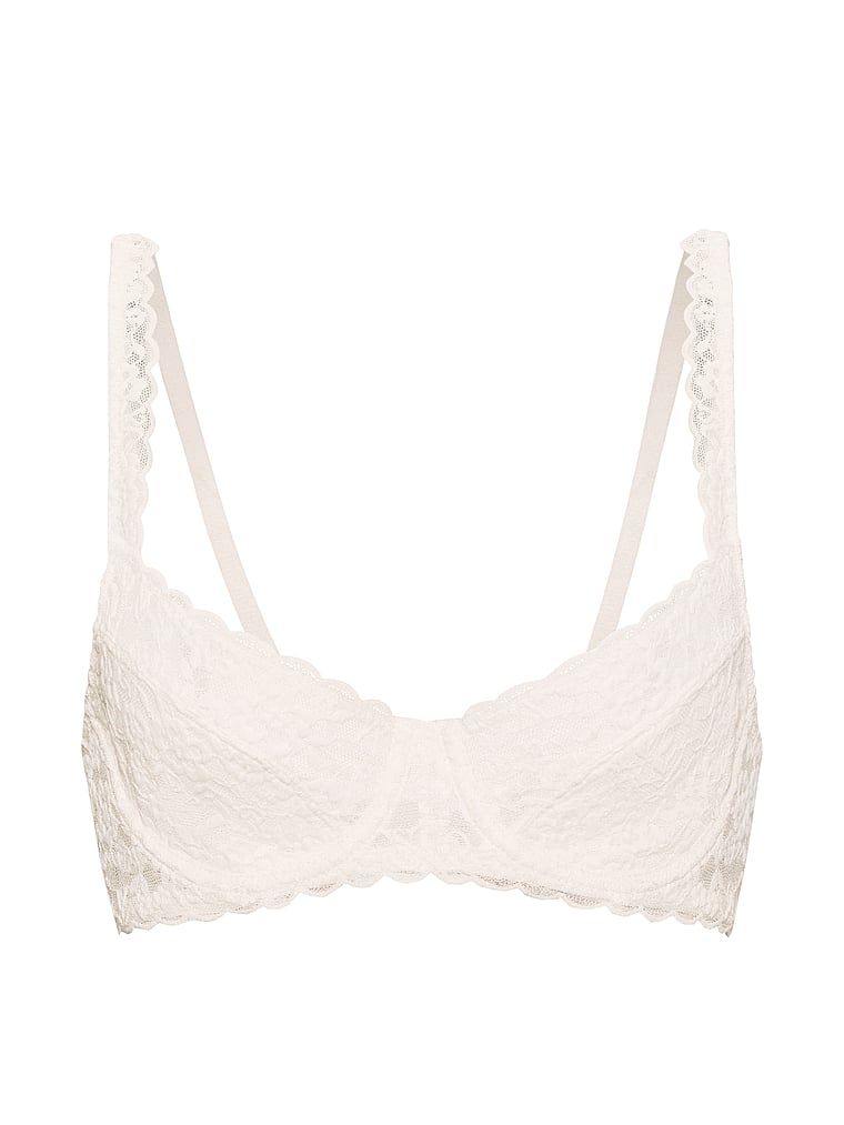 Sutien balconette din dantelă fără căptușeală. Produsul este alb și provine din colecția Victoria's Secret.