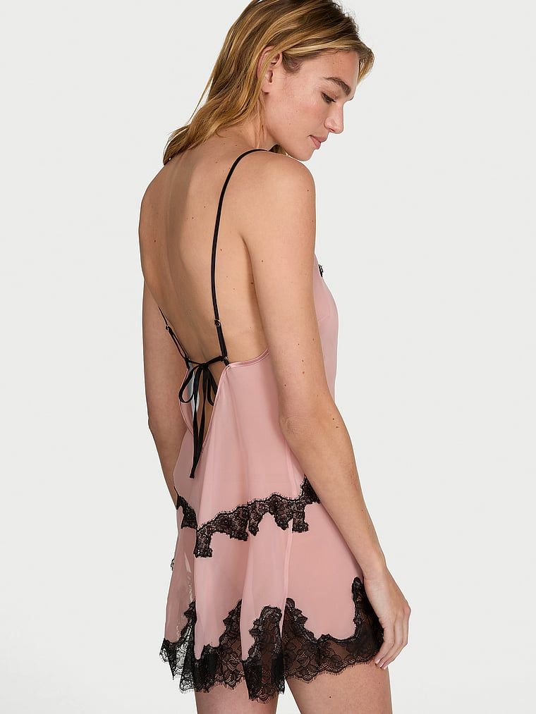 Juponă de șifon Rose Lace-Trim. Produsul este roz și provine din colecția Very Sexy.