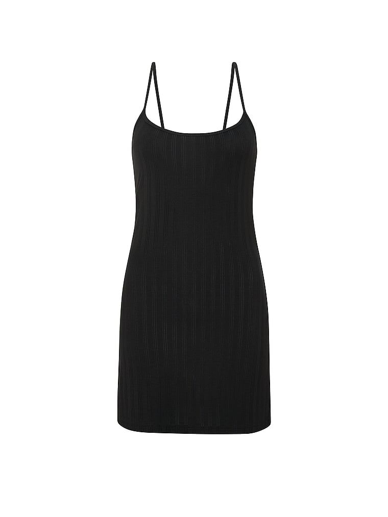 Cămașă de noapte realizată din SoSoft Ultra-Fine modal. Produsul este negru și provine din colecția Victoria's Secret.