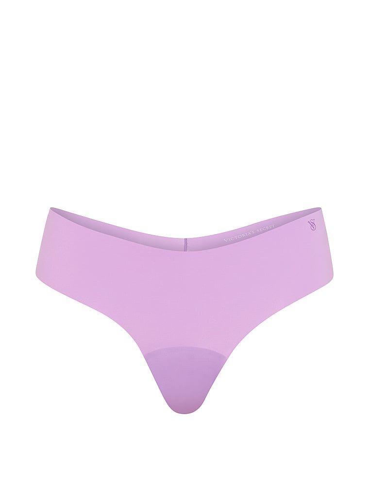 Tanga fără cusură, fără apariție. Produsul este de culoare mov și provine din colecția No-Show.