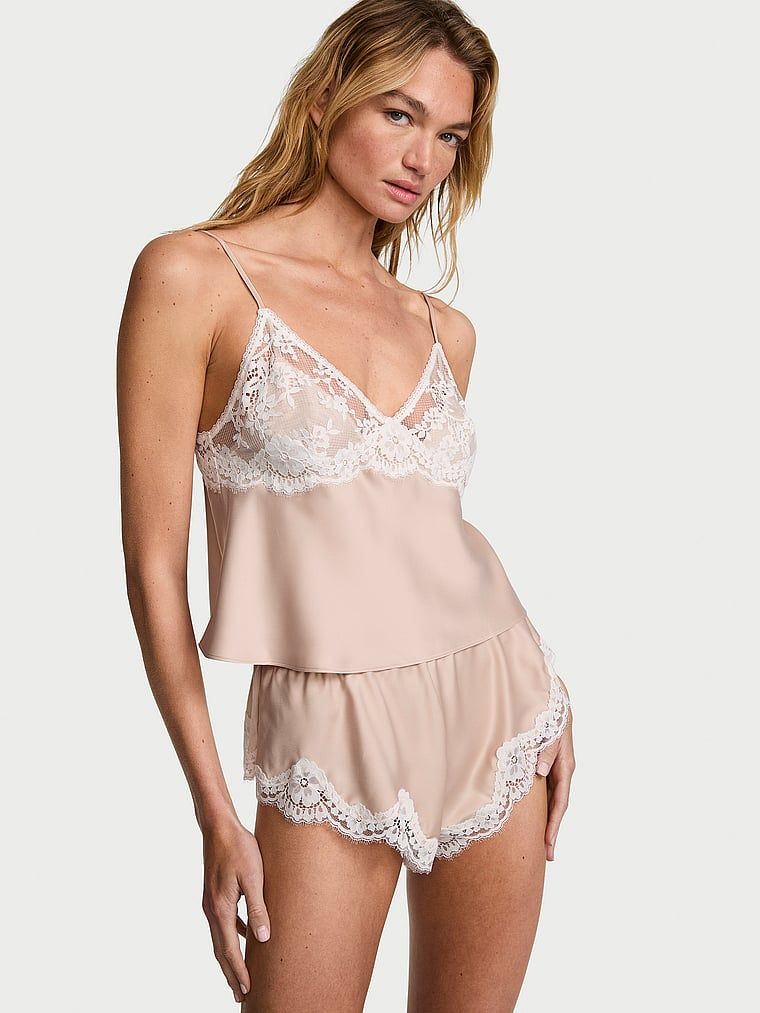 Dream Angels Set pantaloni scurți evazați și maiou din satin cu margini din dantelă
