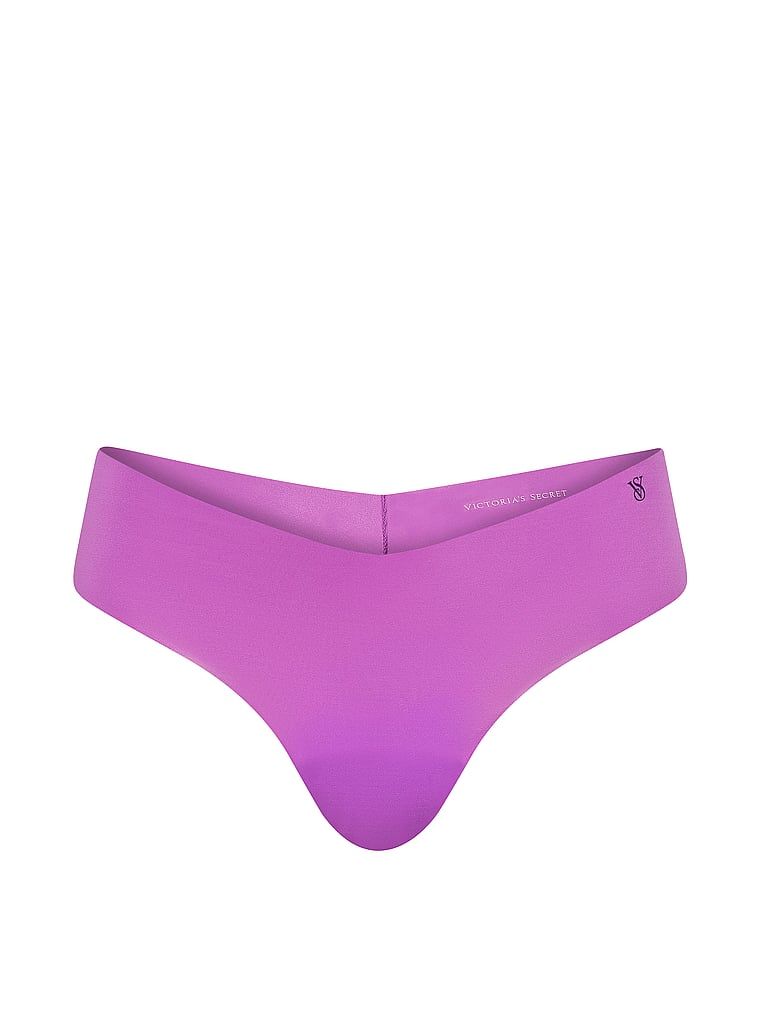 Tanga fără cusură. Produsul este de culoare mov și provine din colecția No-Show.