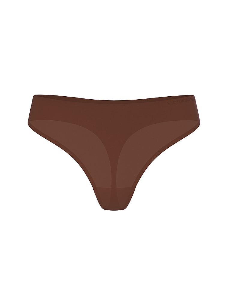 Tanga din microfibră flexibilă. Produsul este maro și provine din colecția Body by Victoria.