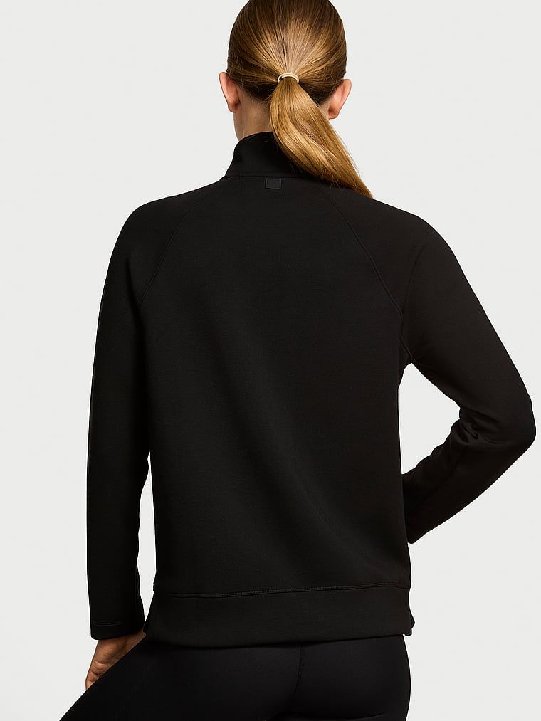 Hanorac scurt cu fermoar VSX Featherweight Knit. Produsul este negru și provine din colecția VSX.